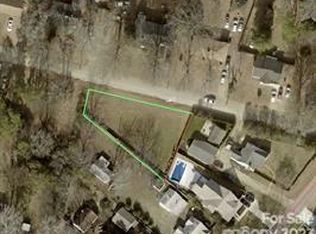 3917 Tresevant Ave, Charlotte, NC 28208