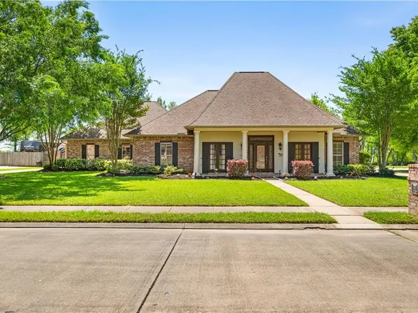 810 W Shore Dr, Alexandria, LA 71303