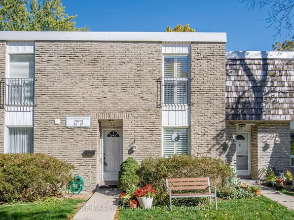 65 Old Burnhamthorpe Rd #94, Toronto, ON M9C 3J6