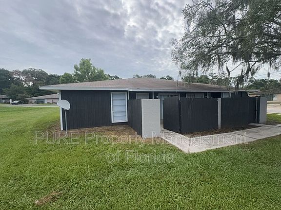 3rd image of 5485 SE 30th Pl Unit A