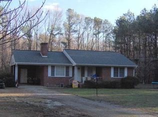 1649 Taylors Creek Rd, Weems, VA 22576