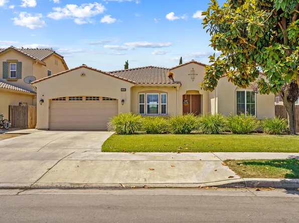 2403 W Robin Avenue, Visalia, CA 93291