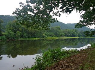 2124 Dutch Hollow Rd, Jersey Shore, PA 17740