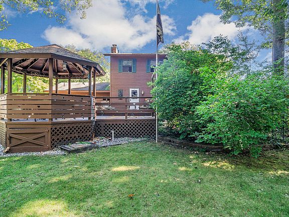 5th image of 1661 Helen Dr