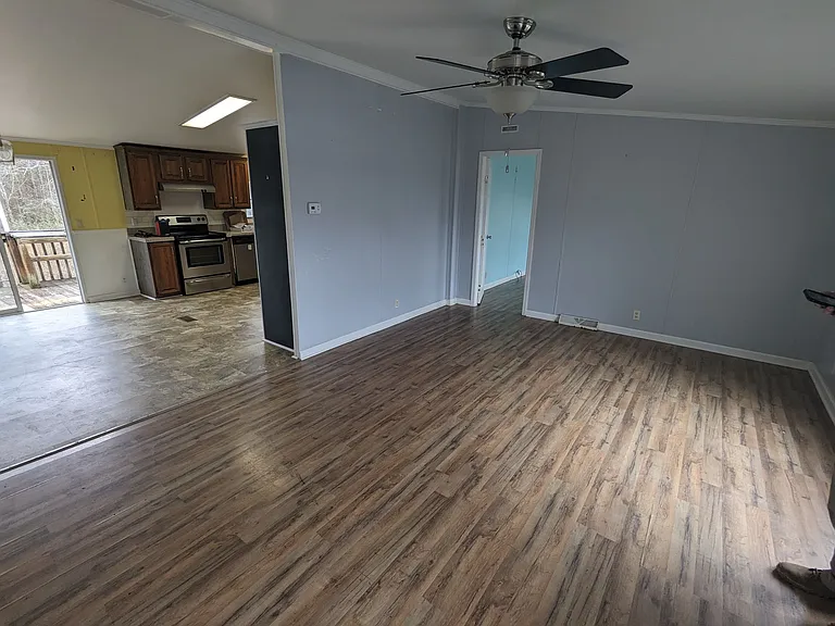 675 County Road 771 — Photo 2