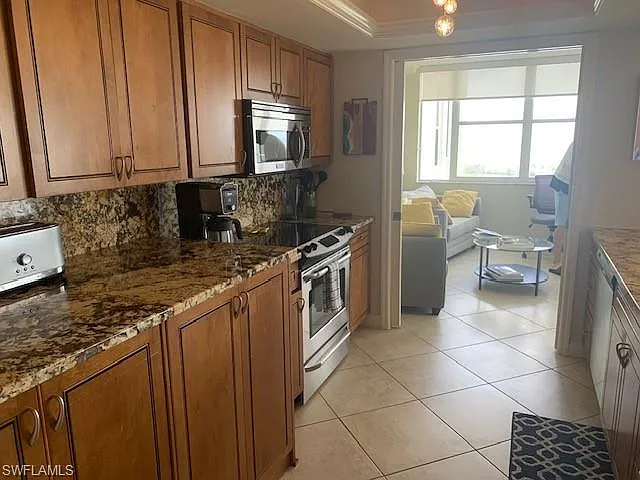 5550 Heron Point Dr #1403 — Photo 19