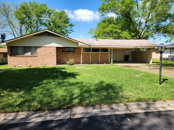 814 Crestwood Dr, El Dorado, AR 71730