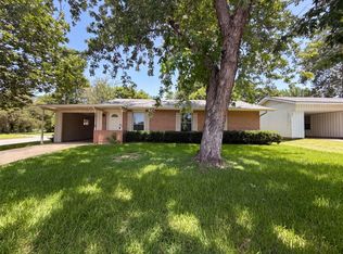 2549 Steven Dr, Denison, TX 75020