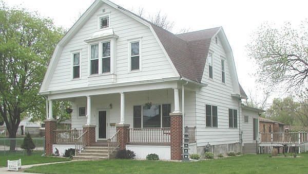 4  3rd Ave NE, Hampton, IA