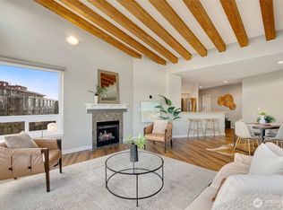 5001 California Ave SW APT 602, Seattle, WA