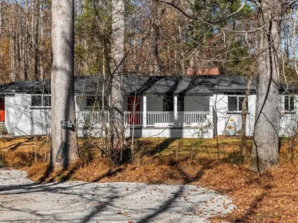 3913 Tarpon Rd, Pleasant Garden, NC 27313