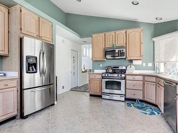 4th image of 1613 Wisteria Ct