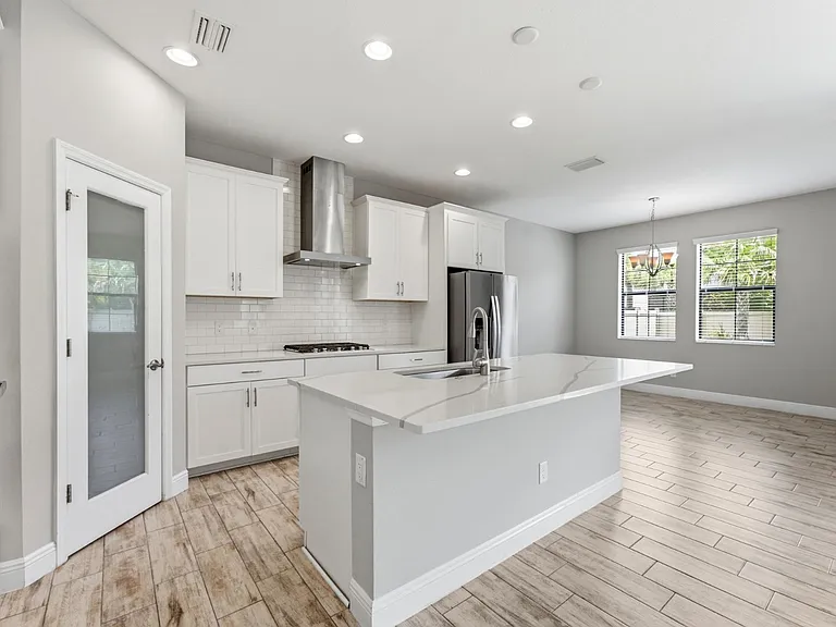 3940 Maurice Ave — Photo 12