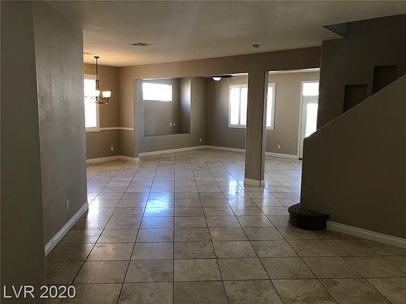 4th image of 6030 Colonial Oak Ct