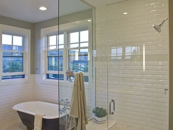 4th image of 75 Park Pl