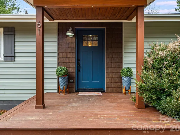 61 White Dogwood Ln, Lake Junaluska, NC 28745