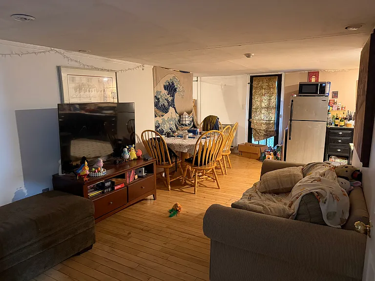 121 S Main St #B — Photo 14