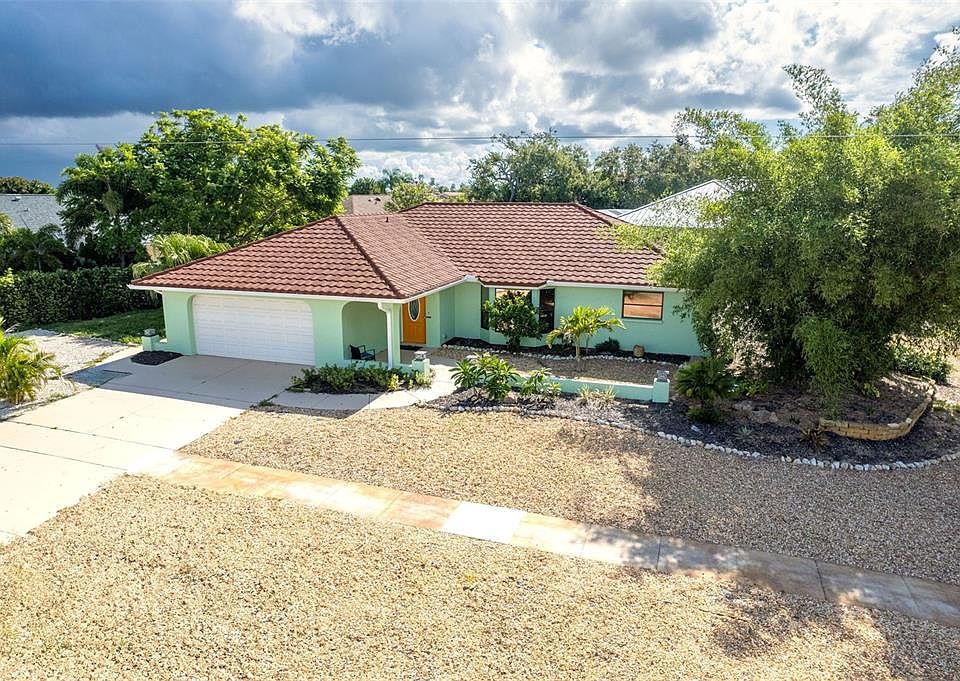 1st image of 337 GLADSTONE BOULEVARD