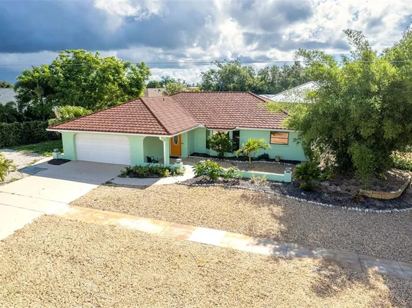 337 Gladstone Blvd, Englewood, FL 34223