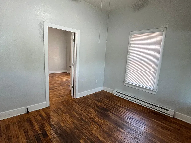 3705 W 12th St #2 — Photo 2