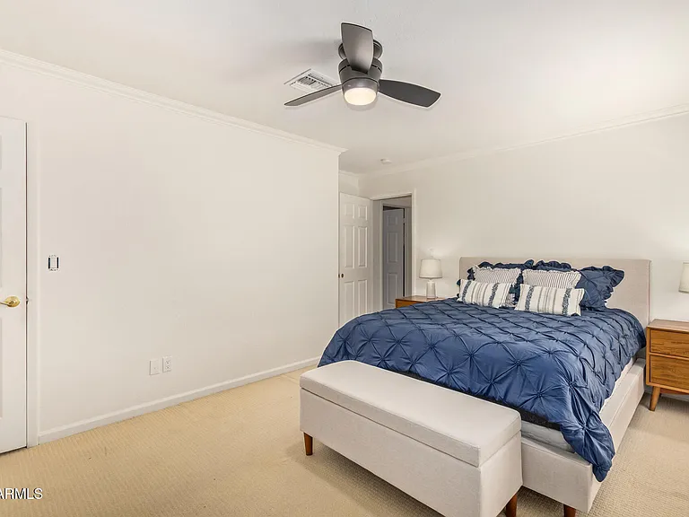 10069 E Paradise Dr — Photo 9