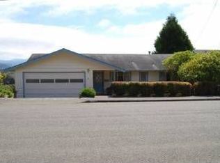 2004 Cypress Loop, Fortuna, CA 95540