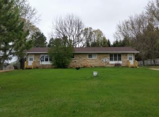 9720 Dunlap Hollow Rd, Mazomanie, WI 53560