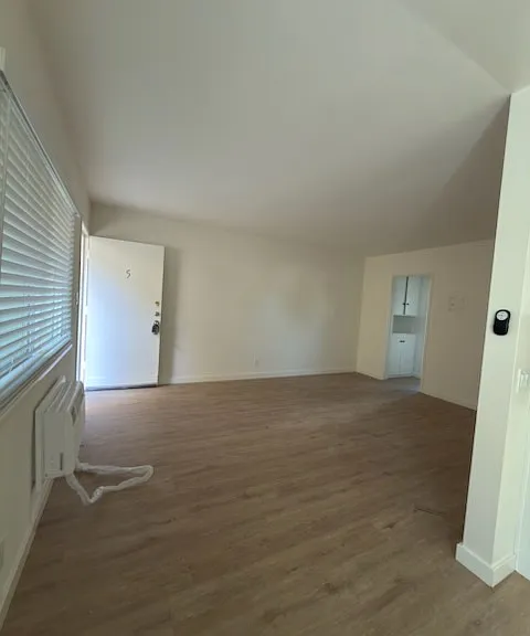 4571 Haskell Ave #5 — Photo 4