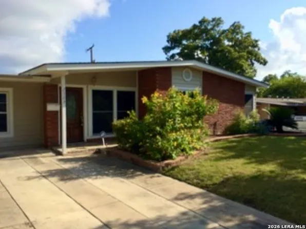 2323 Spicewood Dr, San Antonio, TX 78213