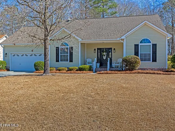 122 Neuchatel Road, New Bern, NC 28562