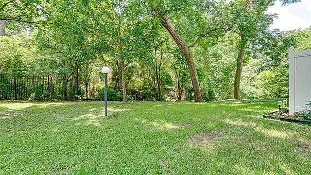 8550 Fair Oaks Xing #116 — Photo 2