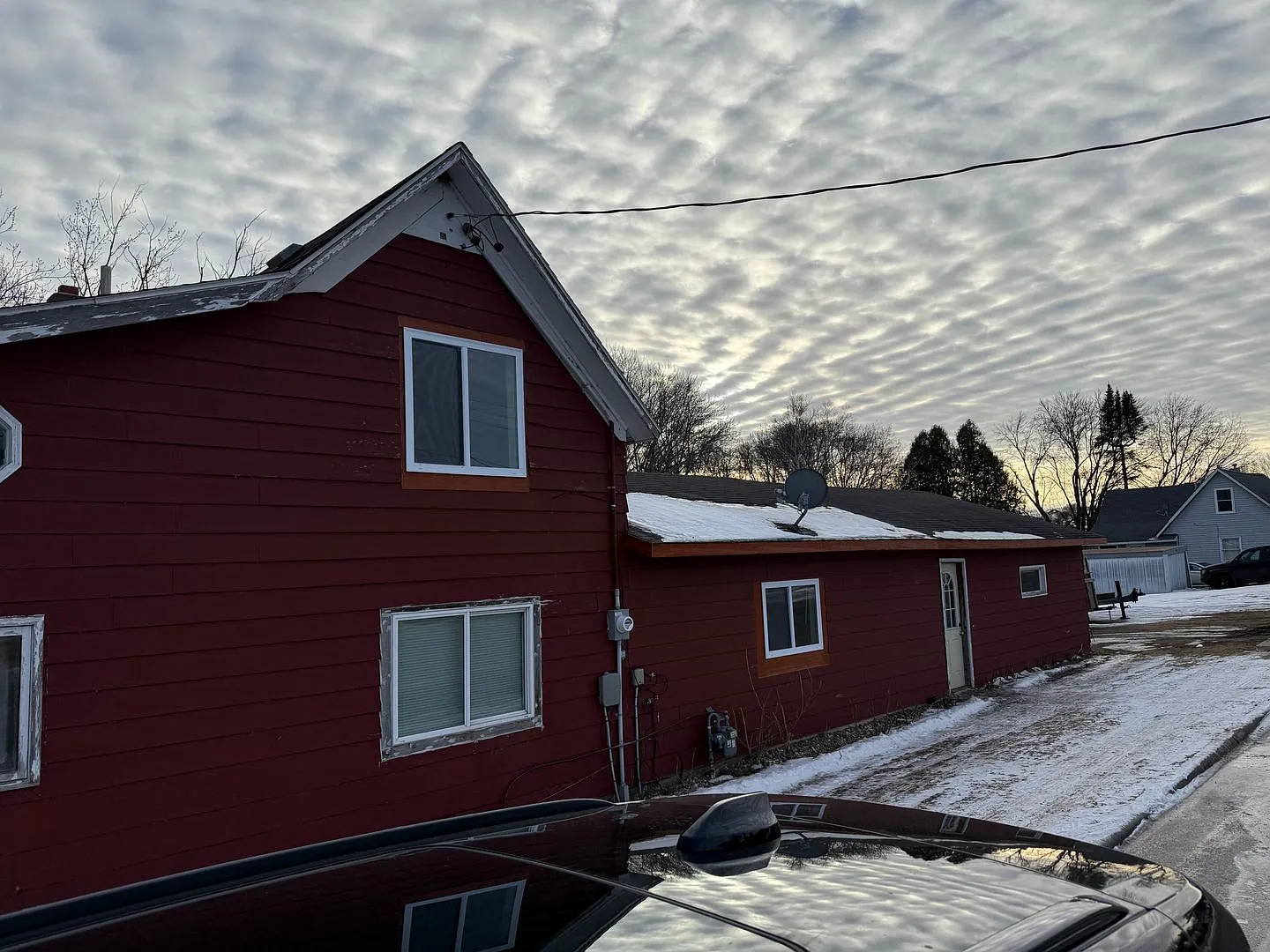 Red House Osakis — Photo 4