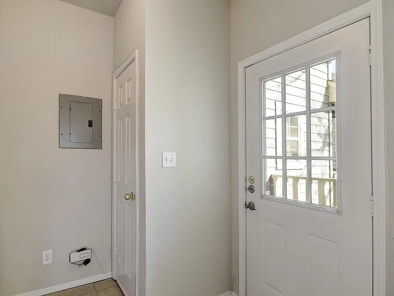 2206 Pennsylvania Ave #A — Photo 24