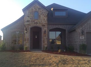 410 Driftwood Ct, Forney, TX 75126