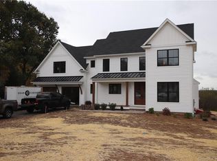 161 Penwood Xing, Glastonbury, CT 06033