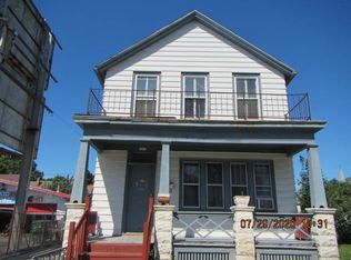 2473 S 13th St, Milwaukee, WI 53215