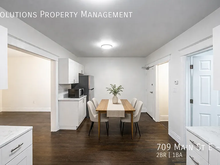 709 Main St E #7 — Photo 2