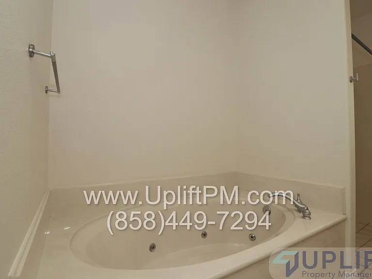 22845 Vista Ramona Rd — Photo 67