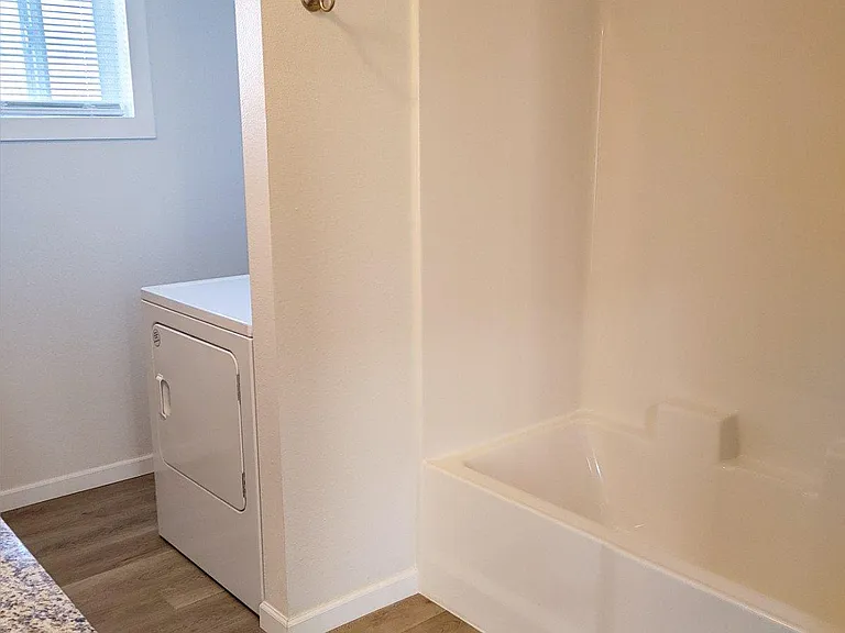 720 N Montesano St #720 — Photo 16