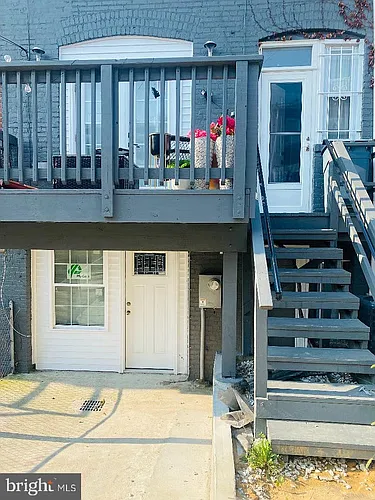 204 Ascot Pl NE Photo 1