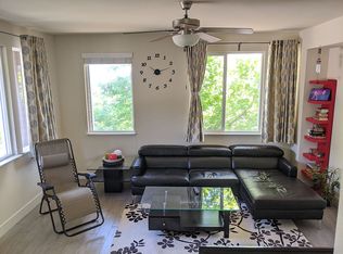 2655 W Middlefield Rd, Mountain View, CA 94043