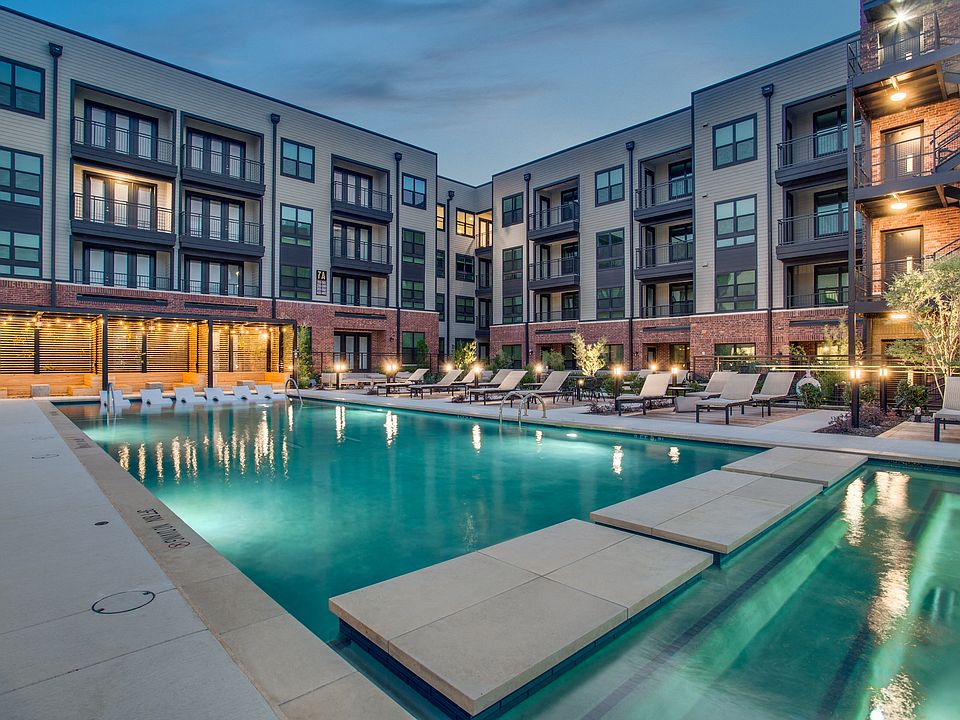 Hideaway Pool