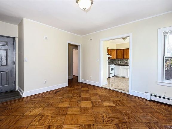 2nd image of 164 Elm Ave