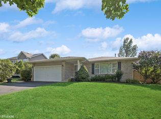 144 Chestnut Ln, Bolingbrook, IL 60490