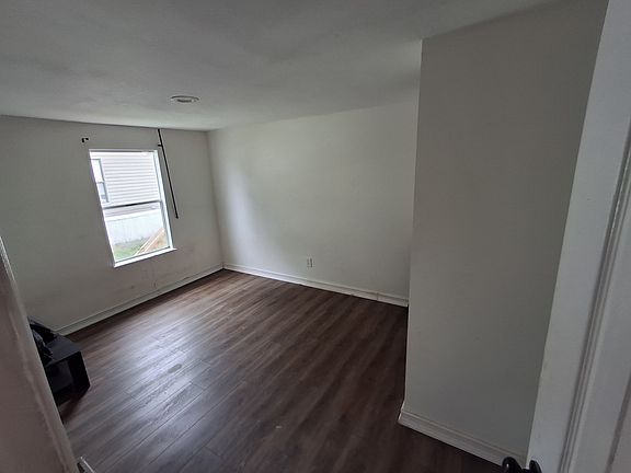 4th image of 600 SW 38th Ave Unit 33