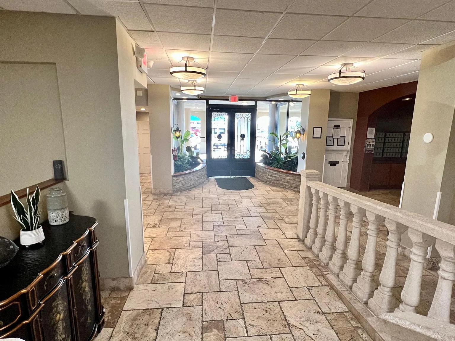 3501 S Atlantic Ave — Photo 2