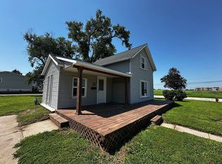 608 N 21st St, Ashland, NE 68003