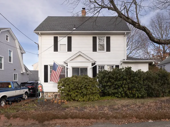 108 Radcliffe Avenue, Waterbury, CT 06705