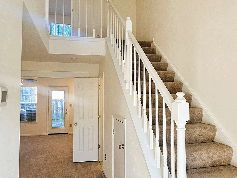 1812 Abbotsbury Way — Photo 3