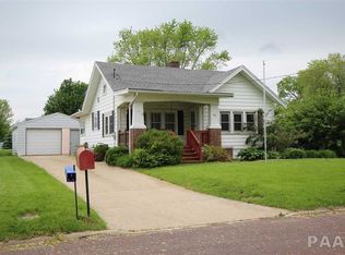 114 Woodlawn Blvd, East Peoria, IL 61611